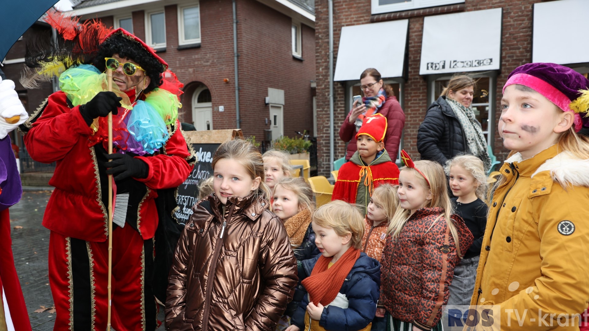 Sint En De Pieten In Centrum 18 Tv Krant