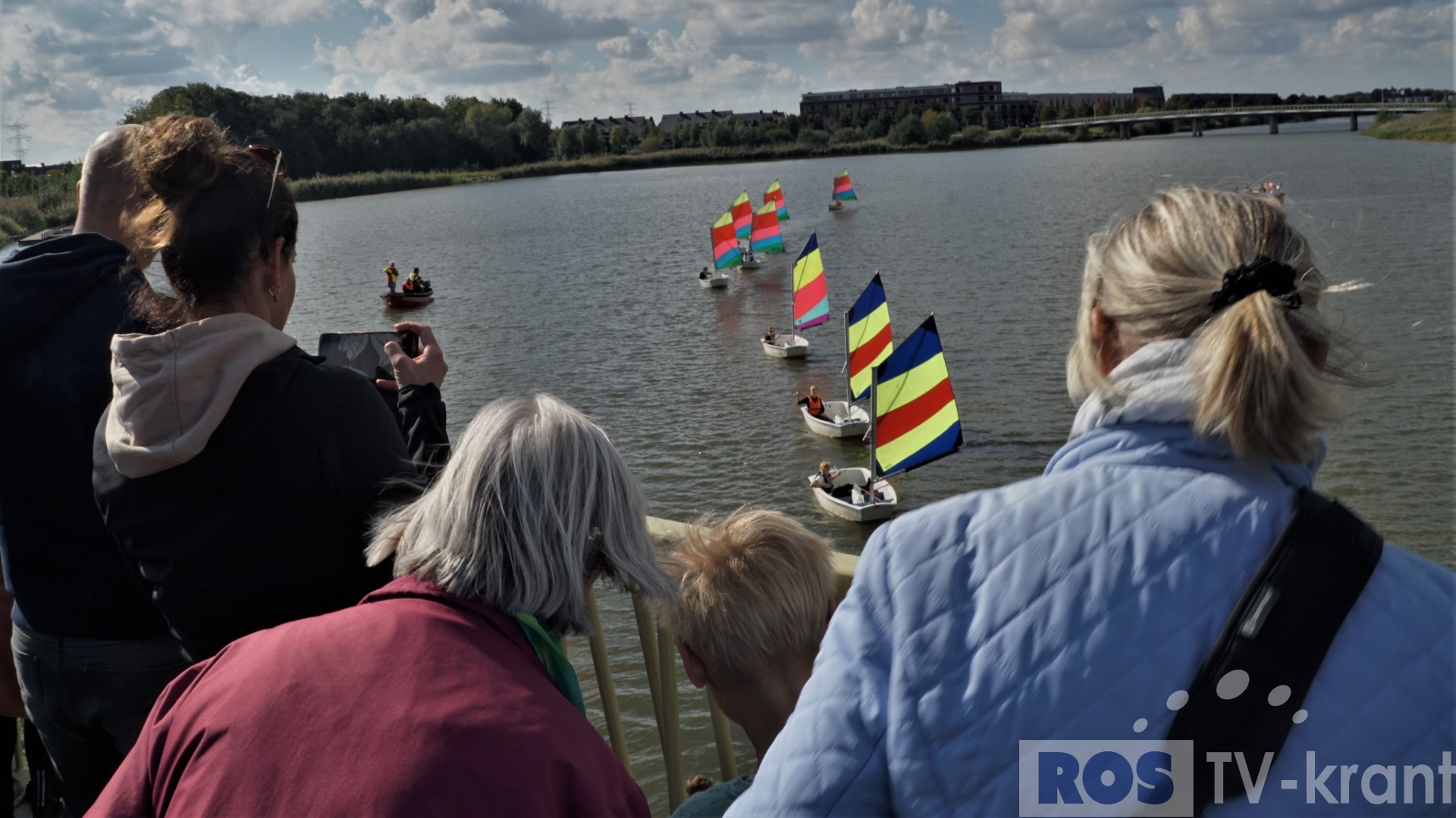 OpeningbrugGrooteWielen15.JPG TVkrant