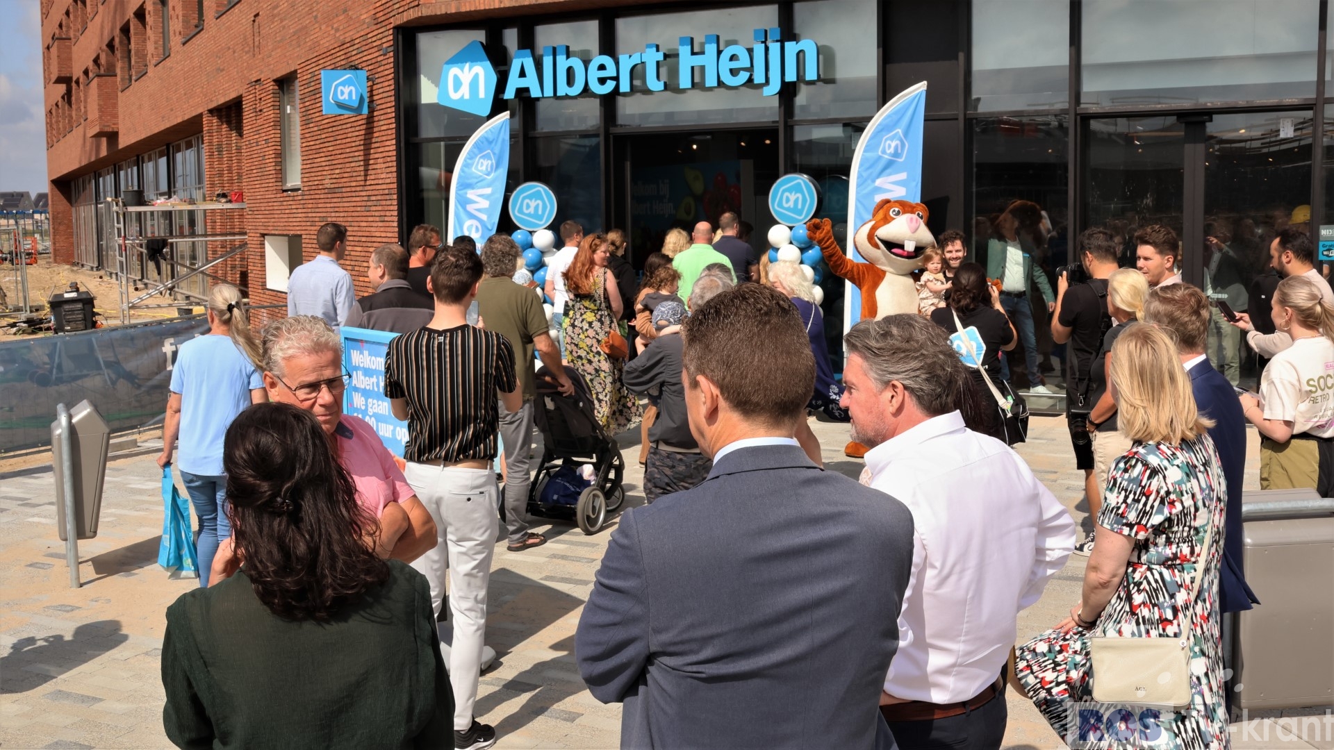 Nieuwbouw-AH-geopend-21.JPG – TV-krant